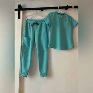 Fabletics scrub set aqua S